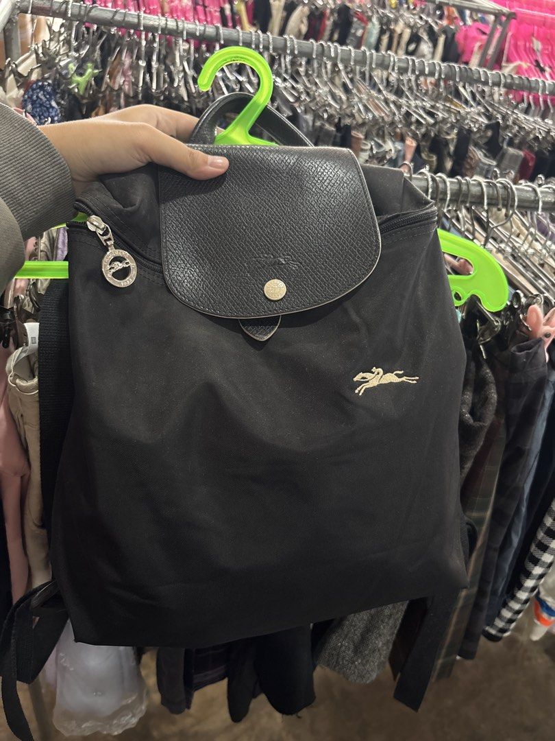 Longchamp Backpack (Category: Luxury Bags & Wallets) located in Puerto Princesa. Submitted by 18arc (Listing ID 1468714053, Image 1). Description: Longchamp Bag Need wash .