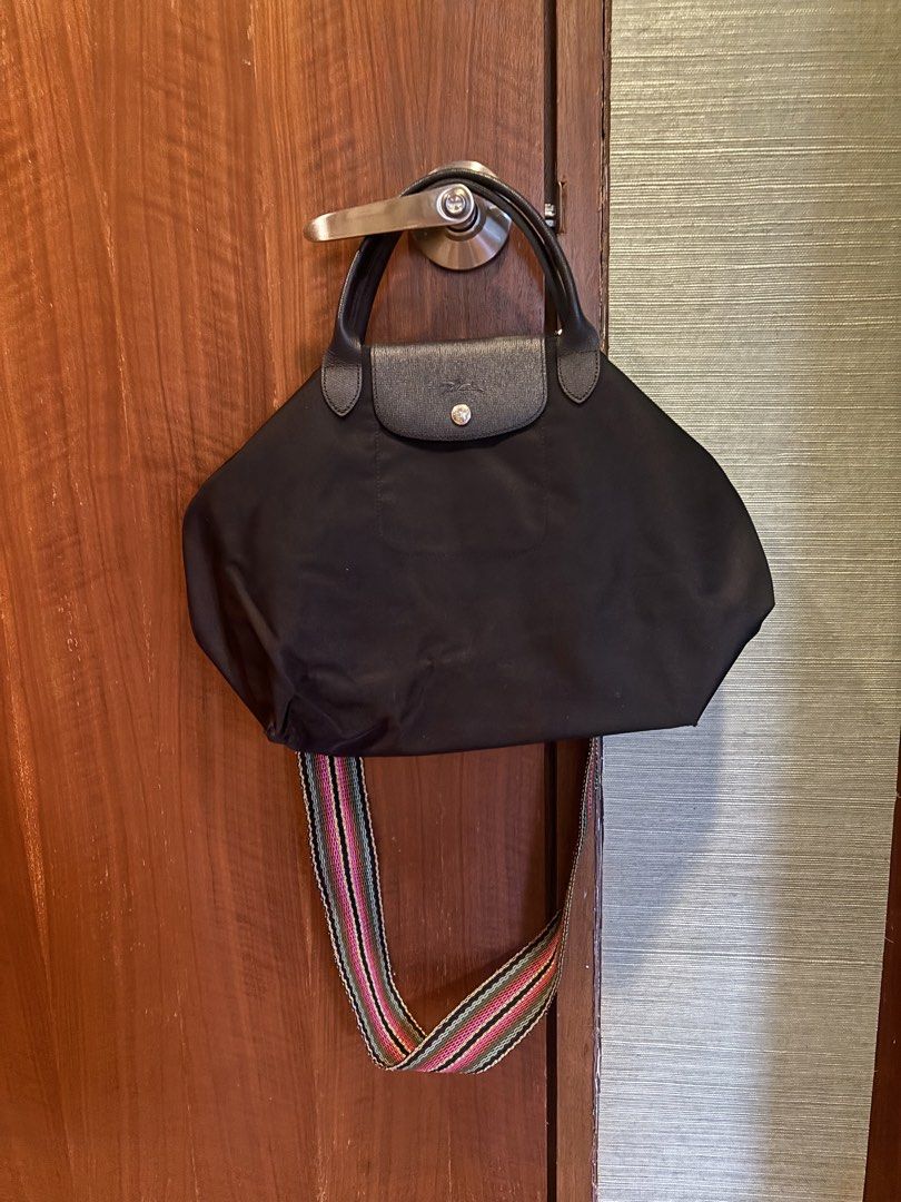 Longchamp Le Pliage Black Bag (Category: Luxury Bags & Wallets) located in Muntinlupa City. Submitted by juliegarcia (Listing ID 1468811182, Image 1). Description: 🚢 Shipping fee not included. 💸 Price negotiable. 💌 DM for more photos & info. .
