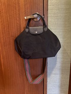 (Category: ) located in . Submitted by juliegarcia (Listing ID 1468811182, Image 1). Description: .