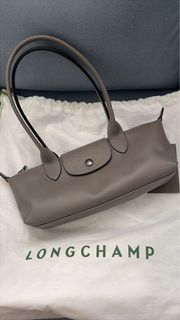 （分類：）位於 。 由 thanbritt 提交（商品編號 1468895789，圖片 1）。簡介： 。