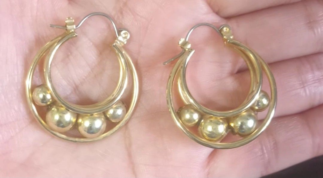 Loops Earrings with Ball (Category: Earrings) located in Davao. Submitted by sakura_finds (Listing ID 1468862744, Image 1). Description: From Japan Surplus Accessories As is not tested Excellent Condition.