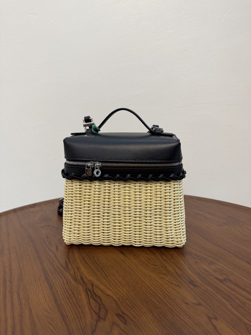 Loro Piana Sling Handbag (Category: Luxury Bags & Wallets) located in San Fernando. Submitted by gbagscollection (Listing ID 1468886113, Image 1). Description: Authen not guaranteed Ganda pa po Malike new pa No issue .