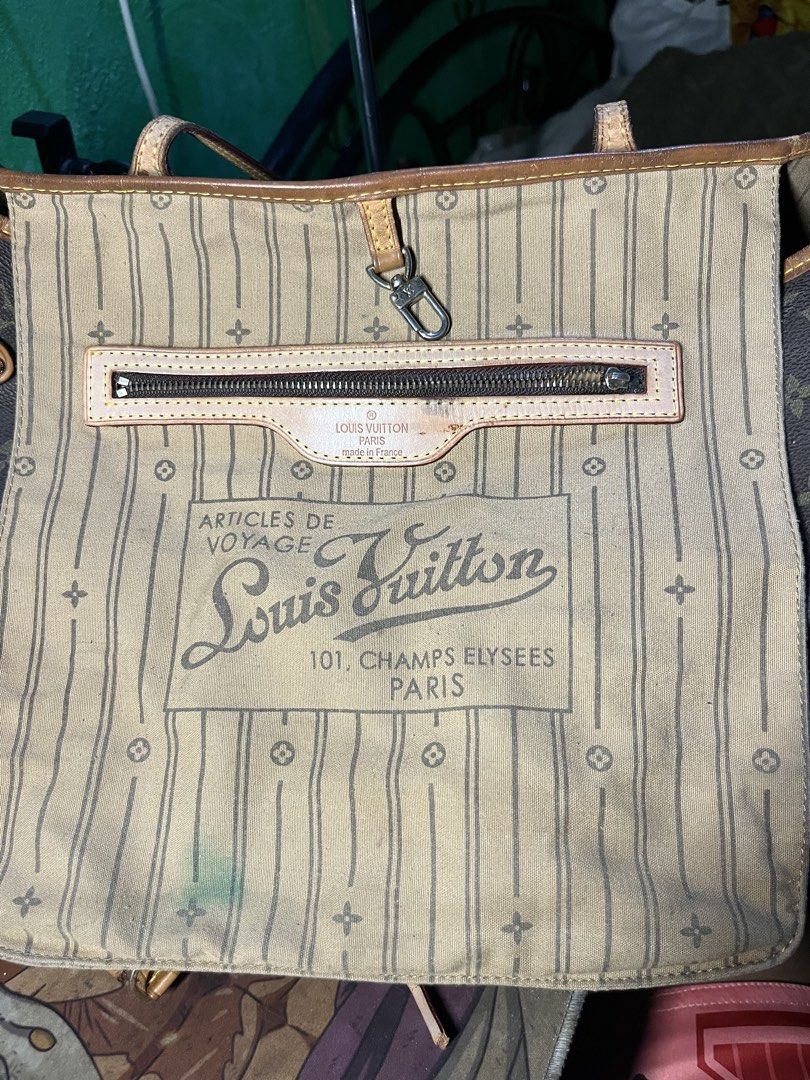 Louis Vuitton (Category: Luxury Bags & Wallets) located in Manila. Submitted by -thedropco (Listing ID 1468763382, Image 2). Description: Louis Vuitton Monogram canvas Neverfull GM Bag Issue :Broken 1 tail .