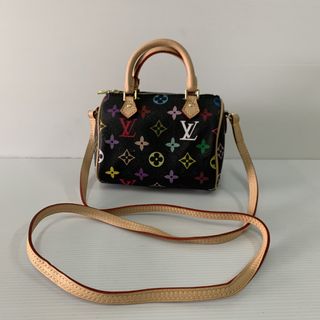 (Category: ) located in . Submitted by vintagebrandedstore (Listing ID 1468805280, Image 1). Description: .