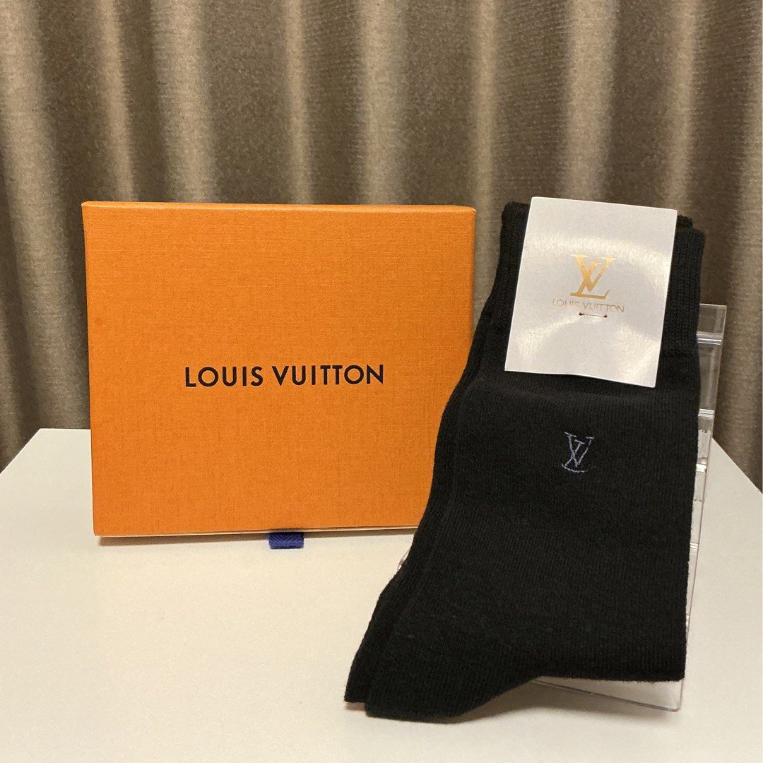 Louis Vuitton black socks (Category: Socks) located in Quezon City. Submitted by hintstreet (Listing ID 1468713452, Image 1). Description: Pwede ipang regalo this Christmas.