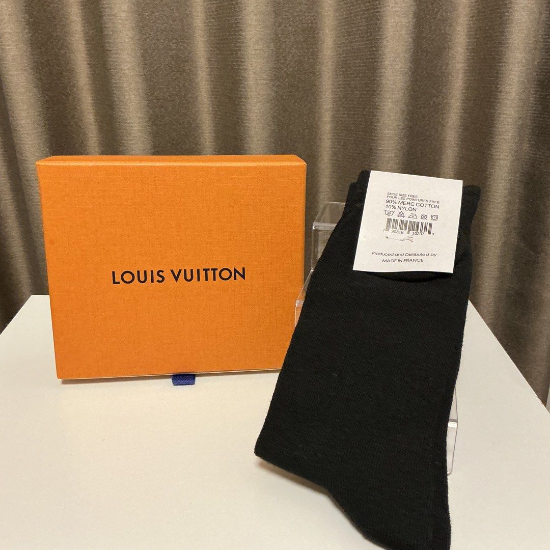 Louis Vuitton black socks (Category: Socks) located in Quezon City. Submitted by hintstreet (Listing ID 1468713452, Image 2). Description: Pwede ipang regalo this Christmas.