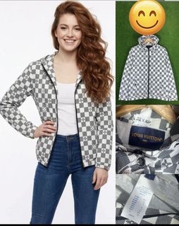 (Category: ) located in . Submitted by luxurygarments (Listing ID 1468876124, Image 1). Description: .