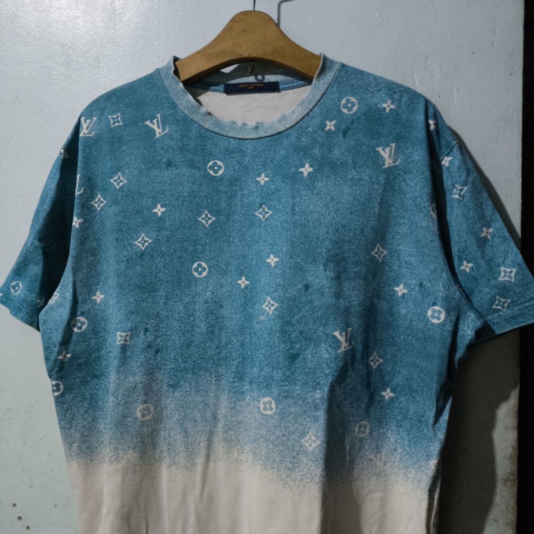 Louis Vuitton Monogram Pattern Shirt (Category: Luxury Apparel) located in Quezon City. Submitted by jedclo (Listing ID 1468823384, Image 1). Description: Size L Width: 23 Length: 27 In pristine condition Color due lightning MOP: GCASH, DM to purchase Disclaimer: "All brand names, logos, and images are registered trademarks of their respective owners. No affiliation or copyright infringement intended.