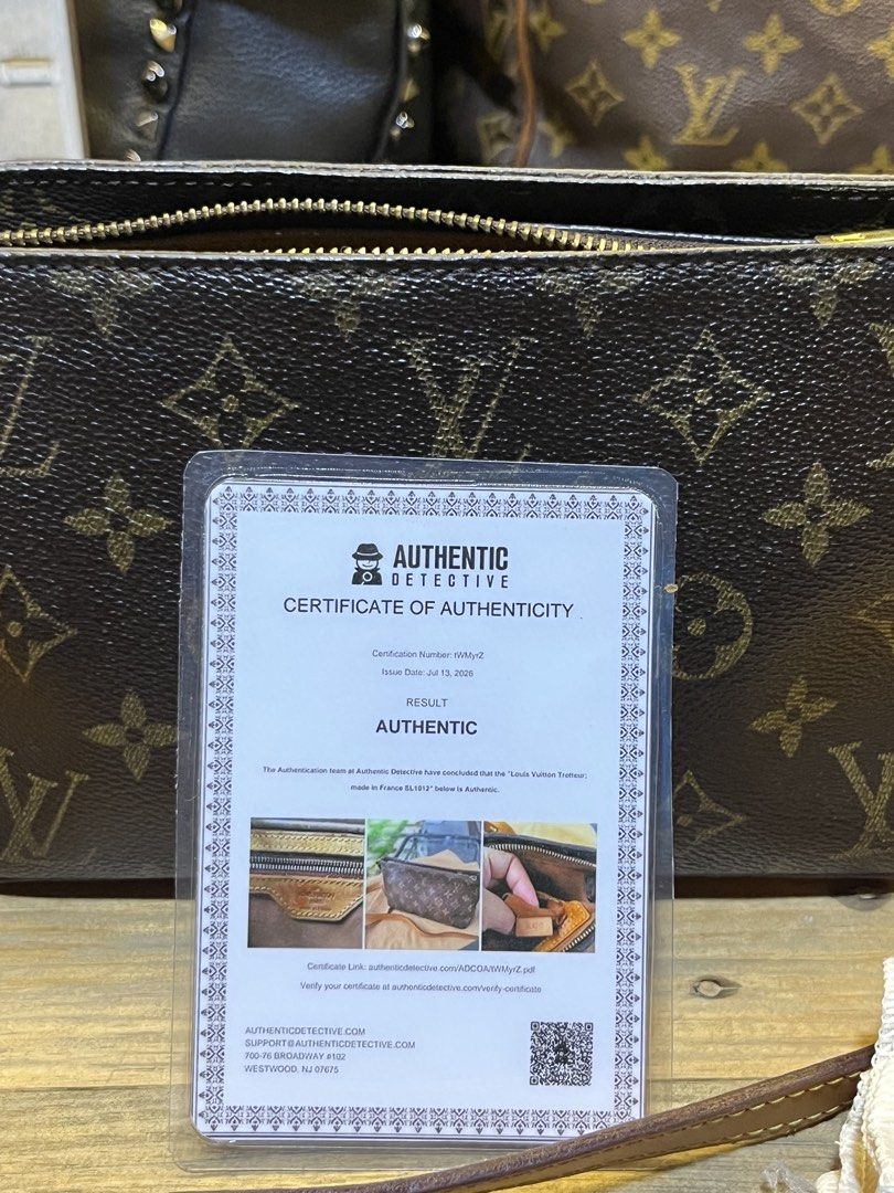 Louis Vuitton Monogram Trotteur crossbody bag (Category: Luxury Bags & Wallets) located in Mabalacat. Submitted by bizzybones (Listing ID 1468877960, Image 2). Description: AUTHENTIC/LEGIT WITH CERTIFICATE OF AUTHENTICITY NO ISSUE EXCELLENR CONDITION MOP GCASH COURIER JNT.