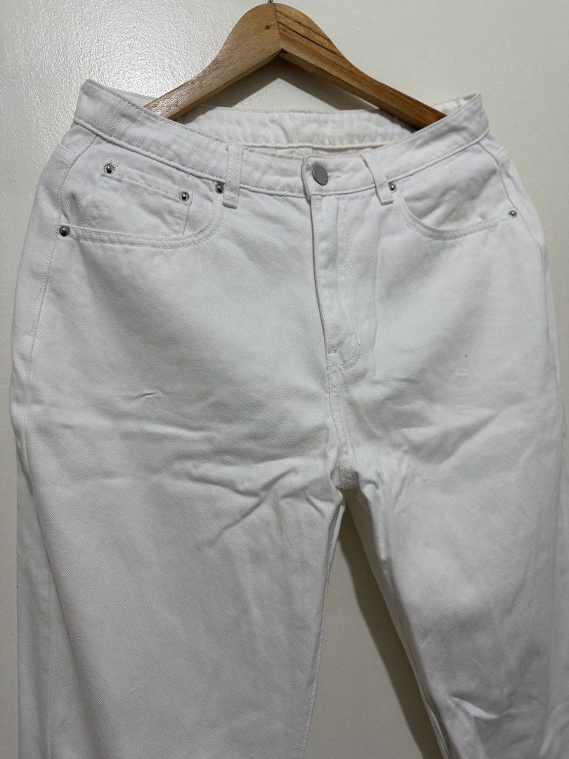 Love Bonito 28 (Category: Jeans) located in Legazpi City. Submitted by thebagbragbyjojo (Listing ID 1468866620, Image 2). Description: No flaw. Size 28. .