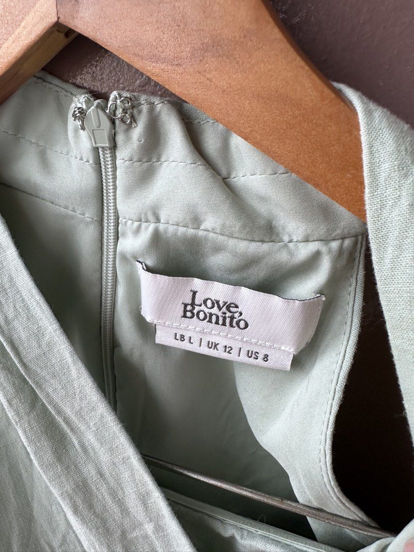 Love Bonito sage halter top (Category: Sleeveless) located in Abucay. Submitted by closetofaca (Listing ID 1468801642, Image 3). Description: Bust: up to 36”.