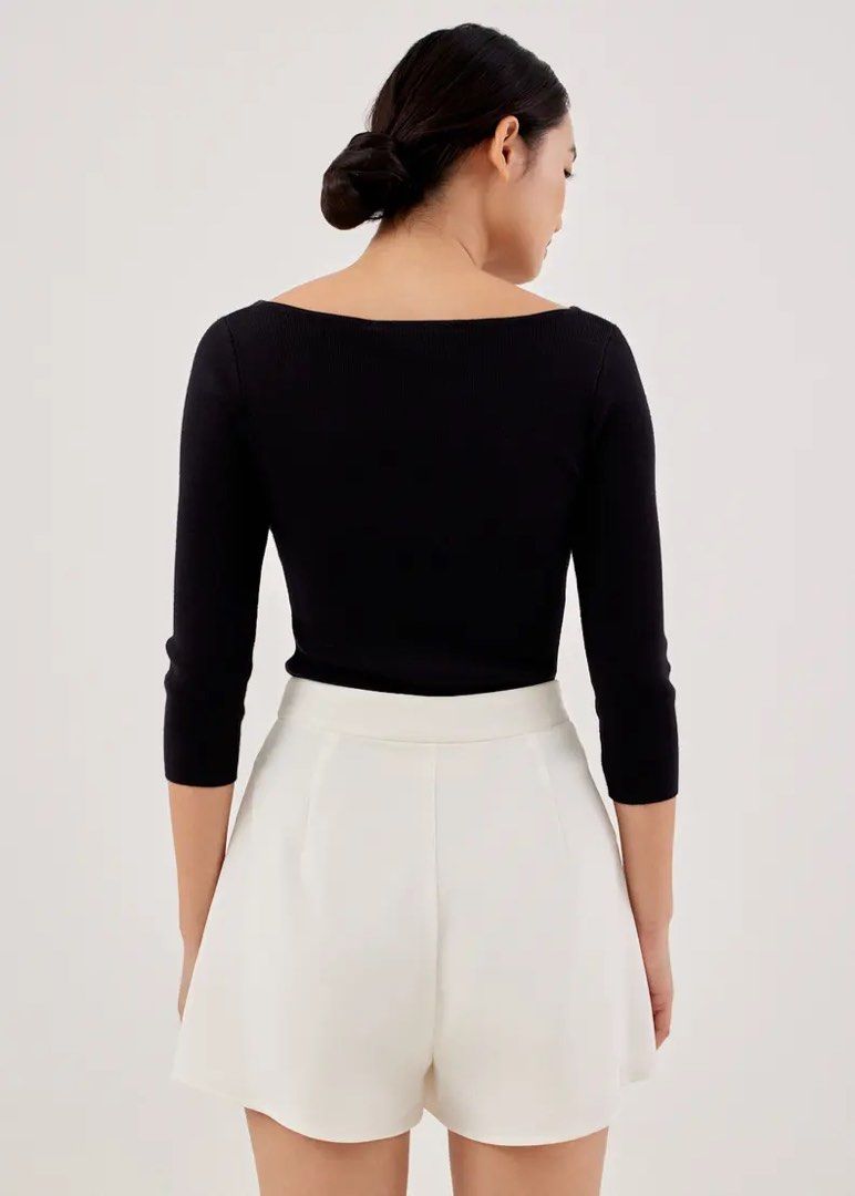 Love Bonito White Tailored Shorts (Category: Shorts) located in Santa Rosa. Submitted by jamrose (Listing ID 1468809239, Image 2). Description: - Brand: Love, Bonito - Item: White tailored shorts Highwaist no flaws Waist 22 L13.5.