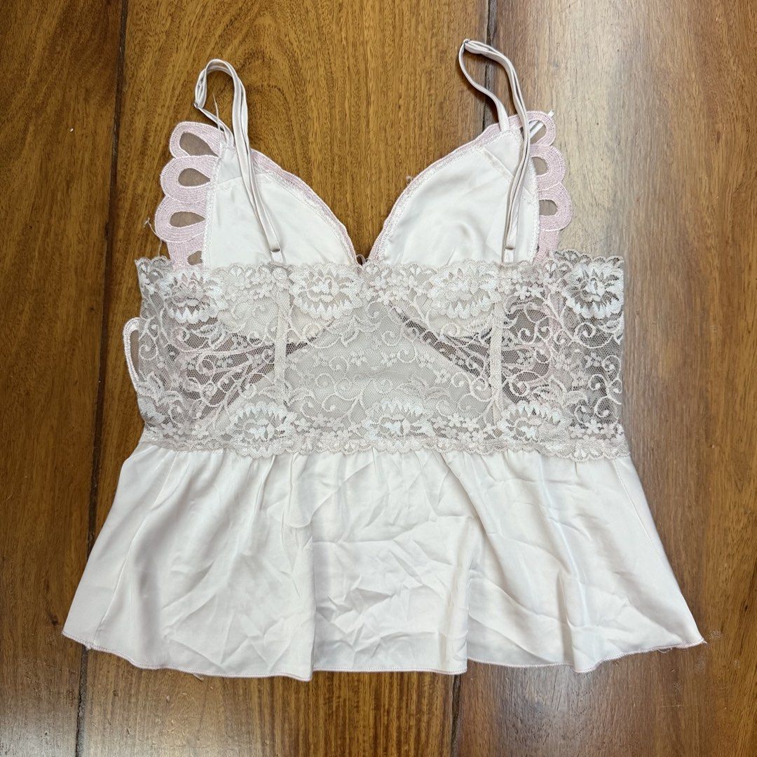 Love Diana Top (Category: Sleeveless) located in Muntinlupa City. Submitted by myrandomthingz (Listing ID 1468796775, Image 2). Description: .
