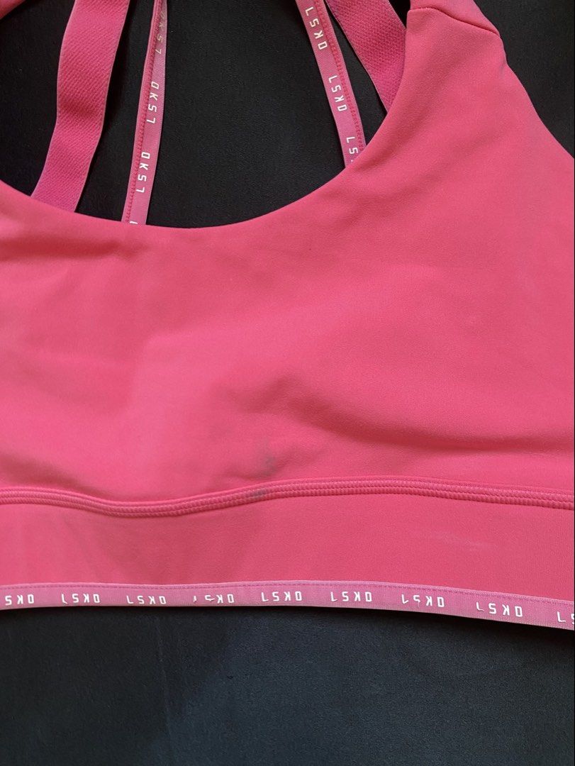 Lskd Padded bra (Category: Activewear) located in Manila. Submitted by 2mclo (Listing ID 1468862061, Image 3). Description: L$kd Sbra ( w/ pad slot ) - approximately fits ( C- D CUP) XL - on tag Buswidth: 16 ( stretchable) Length: 12 Issue: pak2 logo / washable dirt Condition: Very Good ✅.