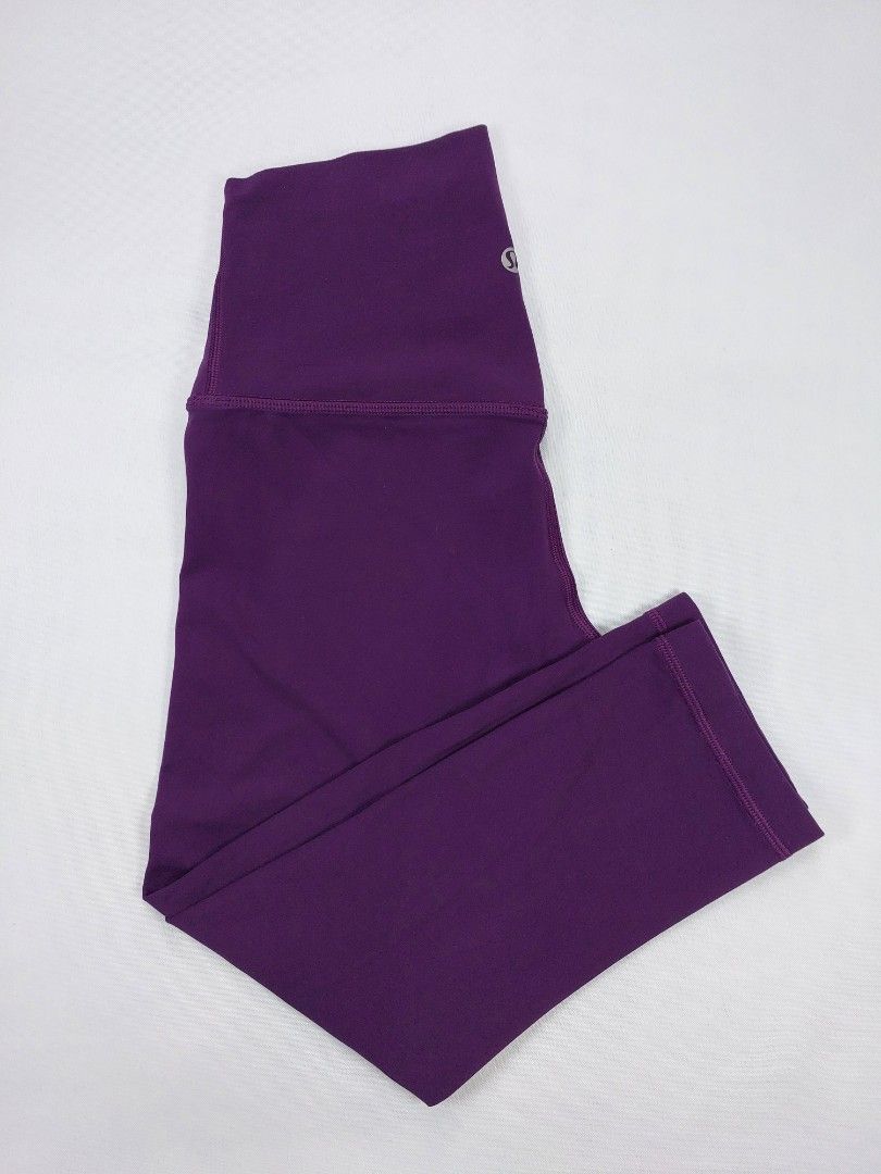 LULULEMON 3/4 LEGGINGS (Category: Activewear) located in Baguio. Submitted by kayleeco21 (Listing ID 1468825358, Image 1). Description: .