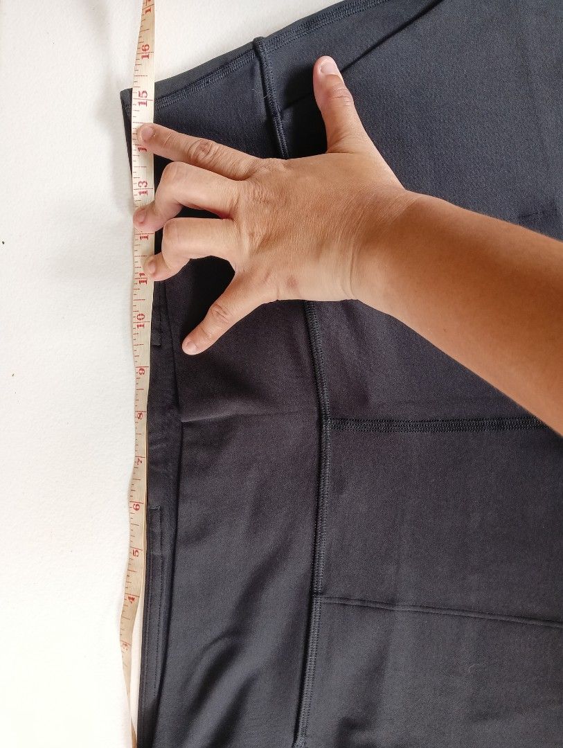 Lululemon Align Hi Rise Jogger (Category: Activewear) located in Rizal. Submitted by timeless_shop (Listing ID 1468841851, Image 3). Description: Original Lululemon Align High-Rise Jogger - Black Dot Size 12 Excellent Condition 📏 Sukat: Waist: 15" flat laid stretchy Size Fit 34-35 Waistline Length: 37 inches - full Length 🧵 Fabric: Nulu - super lambot, buttery soft, light weight - High-Rise - May bulsa - both sides - Jogger style - Stretchy fab