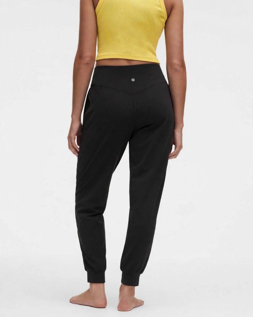 Lululemon Align Hi Rise Jogger (Category: Activewear) located in Rizal. Submitted by timeless_shop (Listing ID 1468841851, Image 2). Description: Original Lululemon Align High-Rise Jogger - Black Dot Size 12 Excellent Condition 📏 Sukat: Waist: 15" flat laid stretchy Size Fit 34-35 Waistline Length: 37 inches - full Length 🧵 Fabric: Nulu - super lambot, buttery soft, light weight - High-Rise - May bulsa - both sides - Jogger style - Stretchy fab
