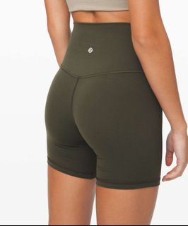 (Category: ) located in . Submitted by saucycloset (Listing ID 1468762326, Image 1). Description: .
