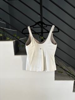 (Category: ) located in . Submitted by fashionlabels (Listing ID 1468828755, Image 1). Description: .