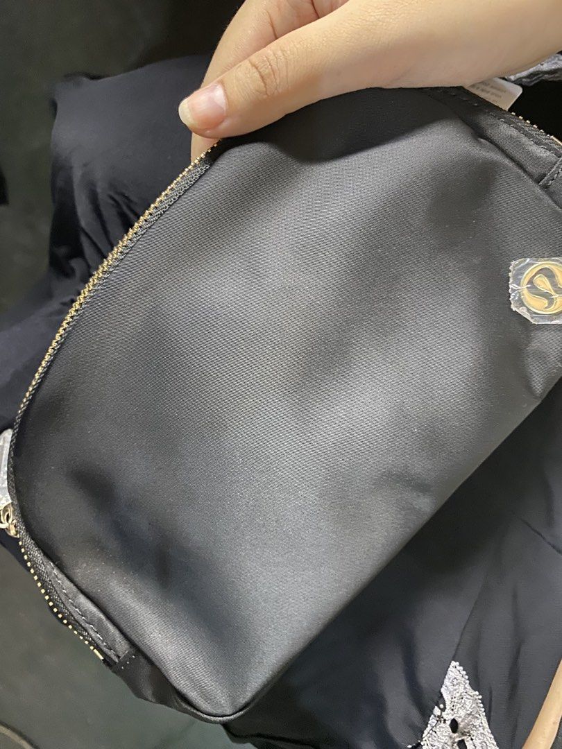 Lululemon Belt Bag Black Gold Metallic Strap (Category: Cross-body Bags) located in Cebu City. Submitted by lxndra_co (Listing ID 1468758127, Image 1). Description: original lululemon belt bag with black and gold metallic strap - never used - tag is still attached to the bag - logo still protected by the plastic RFS: decluttering; its taking up space ra. not my style location: cebu city MOP: GoTyme or Gcash ❗️might be able to do meet ups if sched