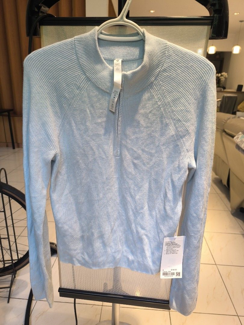 Lululemon Cotton-Blend Half-Zip Sweater (Category: Activewear) located in Alcantara. Submitted by 2jongthebestseller (Listing ID 1468752208, Image 1). Description: decluttering.