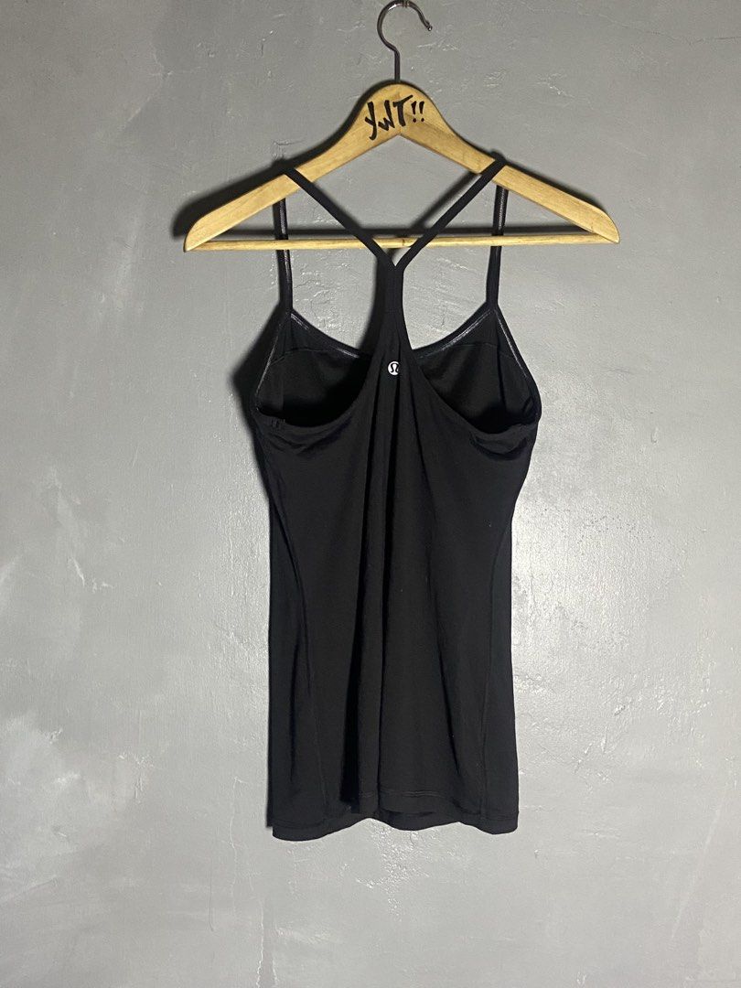 Lululemon Power Pose Tank (Category: Activewear) located in Cabuyao City. Submitted by saucycloset (Listing ID 1468761334, Image 3). Description: Lululemon Power Pose Tank Size : 8 Dimes : 14W 26.5L Condition : Excellent Issue : none Price: 380 📍READY TO WEAR 📍Cabuyao Laguna.