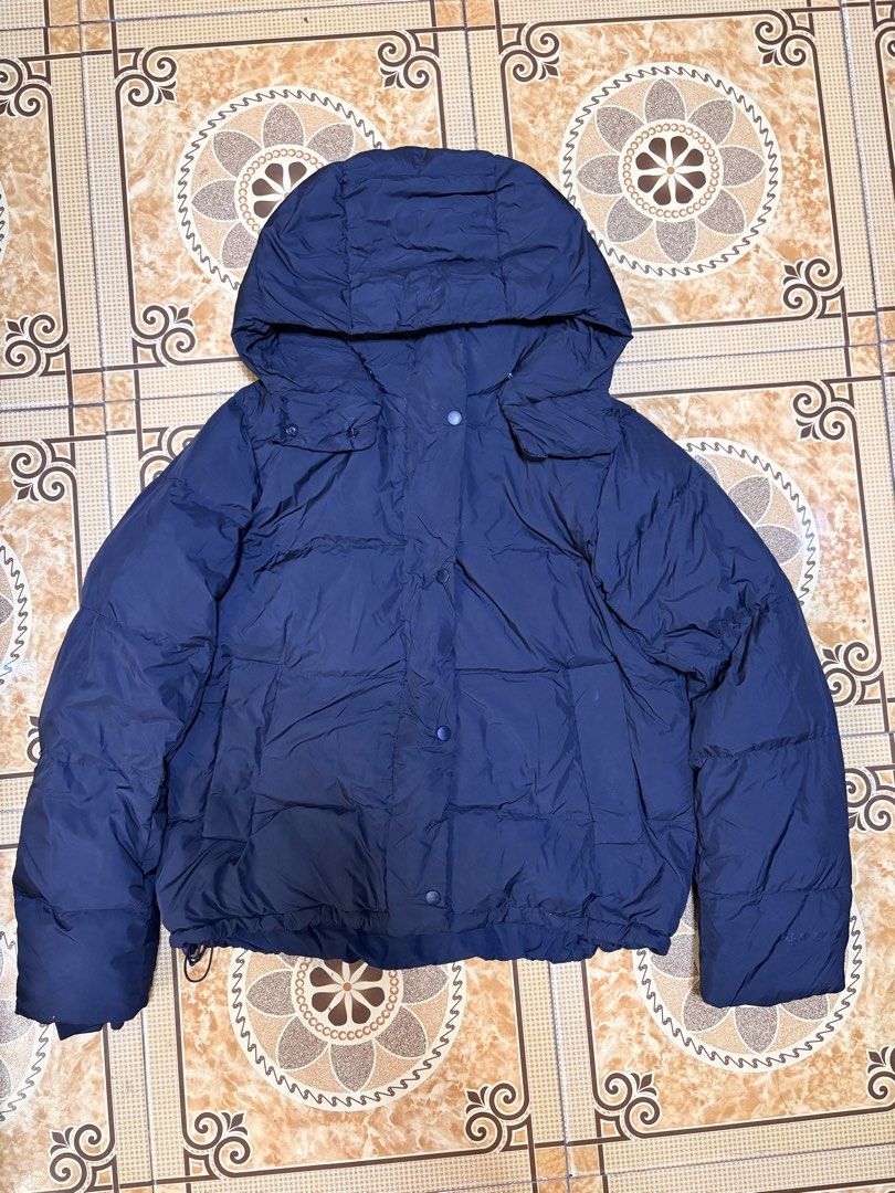Lululemon Puffer Jacket (Category: Activewear) located in La Trinidad. Submitted by legit.ukayspot (Listing ID 1468713404, Image 1). Description: .
