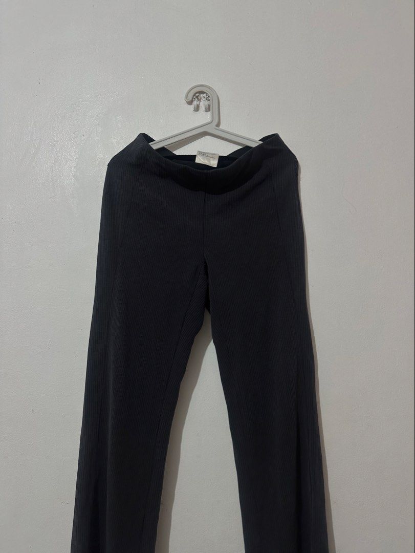 Lululemon Ribbed Softstreme Pants (Category: Other Bottoms) located in Manila. Submitted by jean_closet (Listing ID 1468828153, Image 3). Description: From my mom’s closet Worn 3x Size dot 8 Perfect for casual wear, airport wear as it’s very comfy Color is slightly dark gray. It’s not super jet black. Color as is - it’s not faded :) .