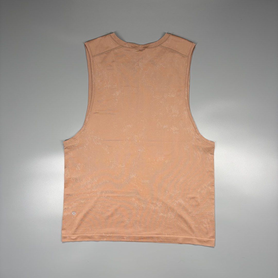 Lululemon Sando Reflectorized Logo (Category: Activewear) located in Cavite. Submitted by onebeancent (Listing ID 1468916347, Image 2). Description: Size: Large (Reflectorized Logo) Dimension: 21" Width | 28" Length Color: Sandstone Color Rate: 10/10 Issue: None Condition: Like new‼️ Mine: 650php Additional Shipping Fee (J&T Small Pouch) 75php Luzon 100php visayas 120php mindanao.