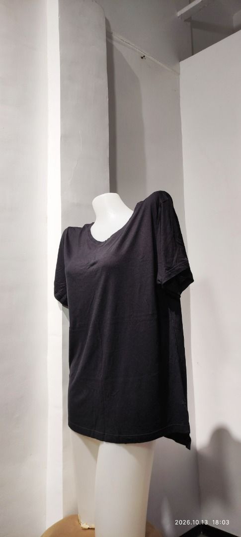 Lululemon (size 10) Shirt (Category: Activewear) located in Calamba. Submitted by lulu.thrift.finds (Listing ID 1468714562, Image 2). Description: Lululemon Size 10 Shirt No discount for single items. Can give a little discount for multiple-item purchases. Kindly check my store, selling all lulu :) First to pay basis Payment via GCash only Shipped thru Jnt within 2-3 days Free shipping for min 1.5k purchase Items will only be reserved for 1 day, 