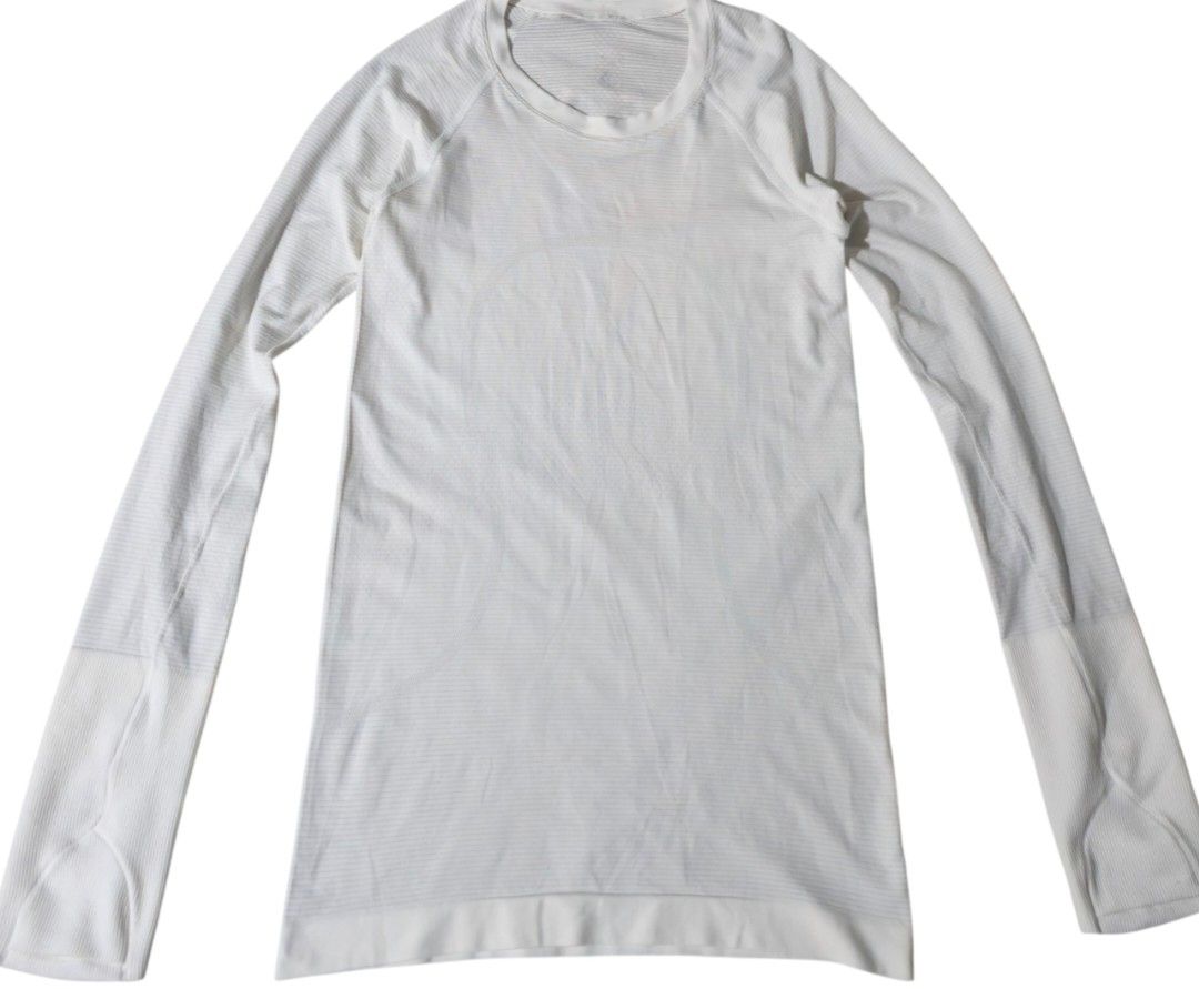 Lululemon Swifty Tech Long Sleeve 2.0 (Category: Activewear) located in Imus. Submitted by christianns2106 (Listing ID 1468784833, Image 2). Description: Authentic Very Excellent Condition 9.8/10 Color Rate 10/10 Size Xs To S Cut Tag Dimension: Width 15 (inch, Length 27 (inch) Negotiable.
