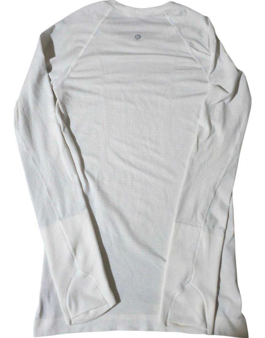Lululemon Swifty Tech Long Sleeve 2.0 (Category: Activewear) located in Imus. Submitted by christianns2106 (Listing ID 1468784833, Image 3). Description: Authentic Very Excellent Condition 9.8/10 Color Rate 10/10 Size Xs To S Cut Tag Dimension: Width 15 (inch, Length 27 (inch) Negotiable.