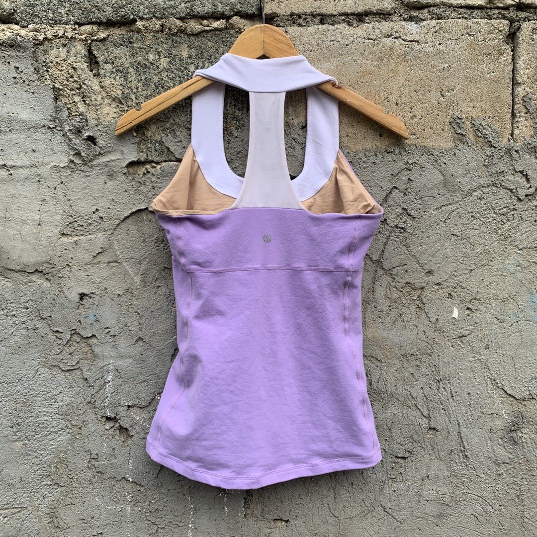 Lululemon Top (Category: Activewear) located in Manila. Submitted by _thrift.clothes._ (Listing ID 1468727206, Image 2). Description: Size:8 W:14 L:23.
