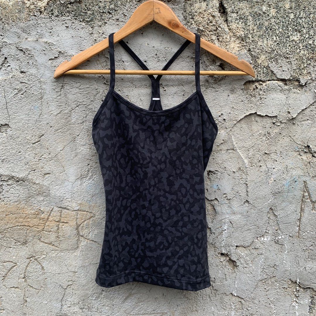 Lululemon Tops (Category: Activewear) located in Manila. Submitted by _thrift.clothes._ (Listing ID 1468726332, Image 1). Description: W:13 L:22 .