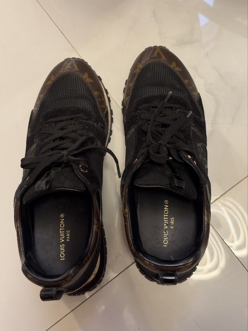 LV Rubber Shoes (Category: Sneakers & Footwear) located in Santa Cruz, Pampanga. Submitted by itsandreiyanga (Listing ID 1468793571, Image 3). Description: Size 39 womens Bought in Japan Preloved item Loc: Pasay .