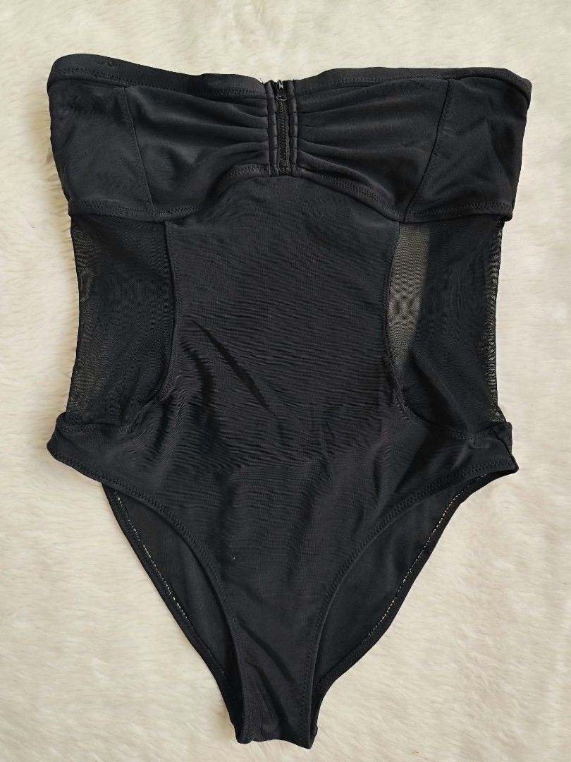 (M) Forever 21 Swimsuit (Category: Bikinis & Swimsuits) located in Paranaque City. Submitted by sl_shop05 (Listing ID 1468726784, Image 2). Description: 🌻Like New🌻 🌼Brand: FOREVER 21 ➡️Padded ✨Size: Medium ❎𝑨𝒍𝒍 𝒊𝒕𝒆𝒎𝒔 𝒂𝒓𝒆 𝑷𝑹𝑬𝑳𝑶𝑽𝑬𝑫 𝒊𝒏 𝑮𝒐𝒐𝒅 𝑪𝒐𝒏𝒅𝒊𝒕𝒊𝒐𝒏 ❎𝑷𝒍𝒆𝒂𝒔𝒆 𝒅𝒐 𝒎𝒂𝒏𝒂𝒈𝒆 𝒚𝒐𝒖𝒓 𝒆𝒙𝒑𝒆𝒄𝒕𝒂𝒕𝒊𝒐𝒏𝒔. ❎𝑾𝑨𝑺𝑯 𝒃𝒆𝒇𝒐𝒓𝒆 𝑼𝑺𝑬‼️ ❎𝑩𝑼𝒀 𝒂𝒕 𝒚𝒐𝒖𝒓 𝒐𝒘𝒏 𝒓𝒊𝒔𝒌‼️ ❎𝑵𝑶 𝑹𝑬𝑻𝑼𝑹𝑵, 𝑵𝑶 �