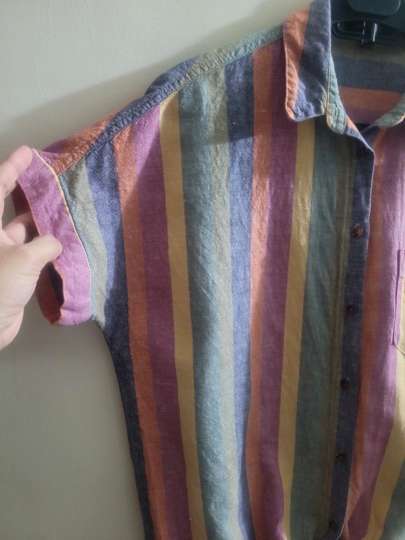 Madewell Linen Top (Category: Blouses) located in Los Banos. Submitted by lopecruz (Listing ID 1468831033, Image 2). Description: 22"armpit laid flat 22"length like new condition,no kupas M to near L frame.