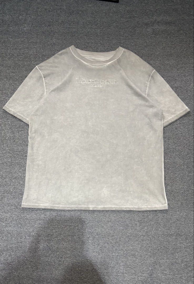 MAISON MARGIELA (Category: Luxury Apparel) located in Silang. Submitted by aljones64 (Listing ID 1468775525, Image 1). Description: .