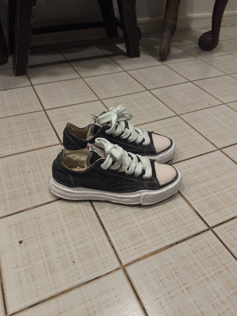 Maison Miharas (Category: Dress Shoes) located in Manila. Submitted by paposnkr (Listing ID 1468868189, Image 2). Description: Hella style shoe Bought it at Sneaker con Barely even worn likee 2 times max 100% legit.