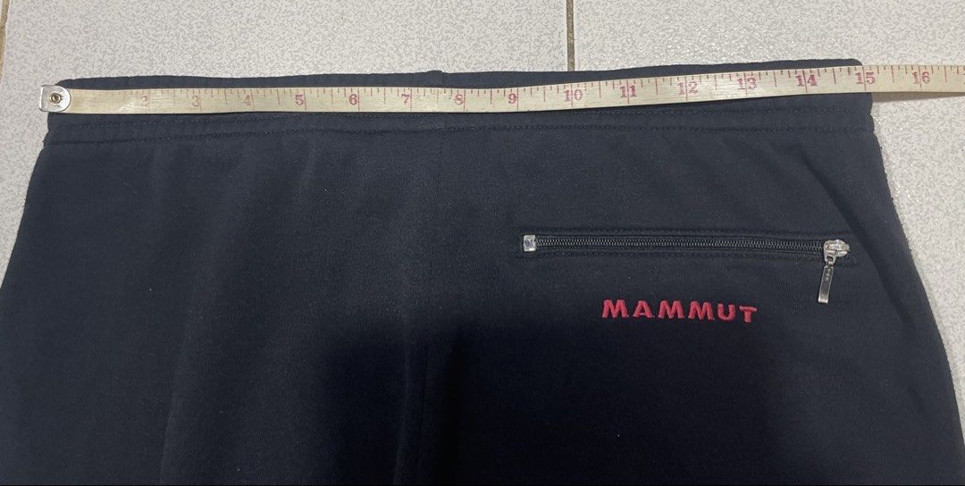 Mammut Fleece Pants (Category: Trousers) located in Mandaue City. Submitted by MJ_80 (Listing ID 1468860797, Image 3). Description: Mens Mammut Polartec Fleece Pants Medium Fits 30-33 Waist See photos for measurements Color rate & Condition : 9.8/10 Price : 1,500.