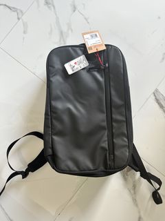 （分類：）位於 。 由 siubart 提交（商品編號 1468728717，圖片 1）。簡介： 。