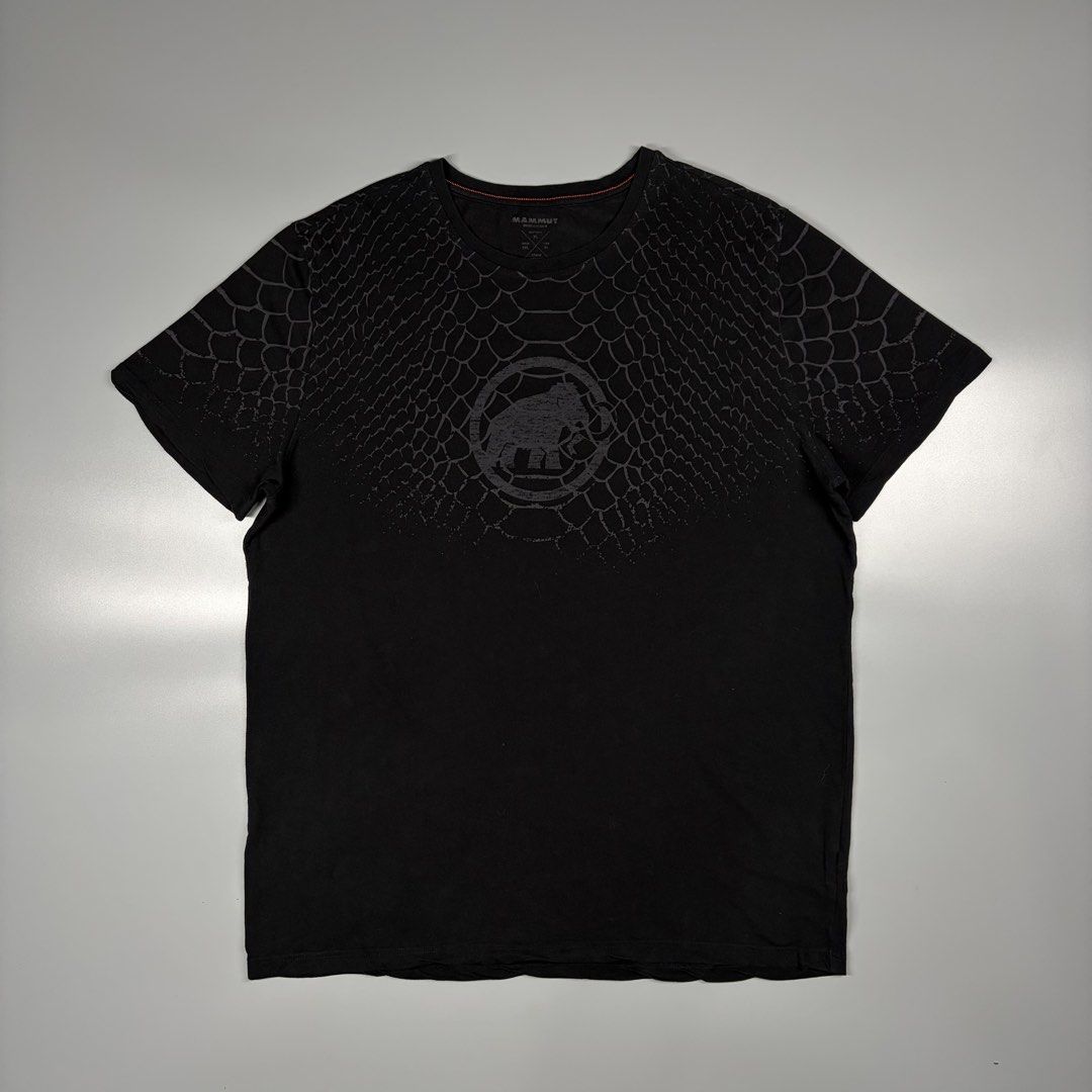 Mammut Tee (Category: Activewear) located in Cavite. Submitted by onebeancent (Listing ID 1468911656, Image 1). Description: Size: XL Dimension: 23" Width | 29" Length Color: Black Color Rate: 10/10 Issue: None Condition: Like new‼️ Price: 550php Additional Shipping Fee (J&T Small Pouch) 75php Luzon 100php visayas 120php mindanao.