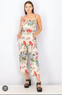 (Category: ) located in . Submitted by k_style_co_preloved (Listing ID 1468738351, Image 1). Description: .