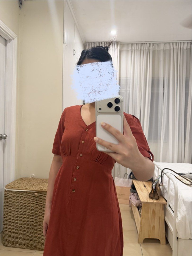 Mango linen dress (Category: Dresses) located in Las Pinas. Submitted by pascual.drea (Listing ID 1468846201, Image 2). Description: Mango linen dress Waist ties Used twice.