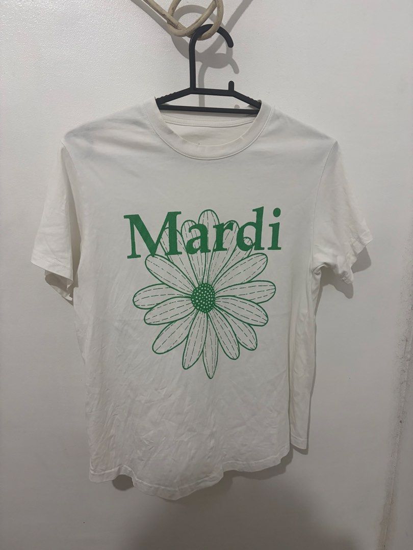 Mardi Marcredi Shirt (Category: Tshirts & Polo Shirts ) located in Taguig. Submitted by gnvicuna07 (Listing ID 1468844070, Image 1). Description: Size Medium for Womens.