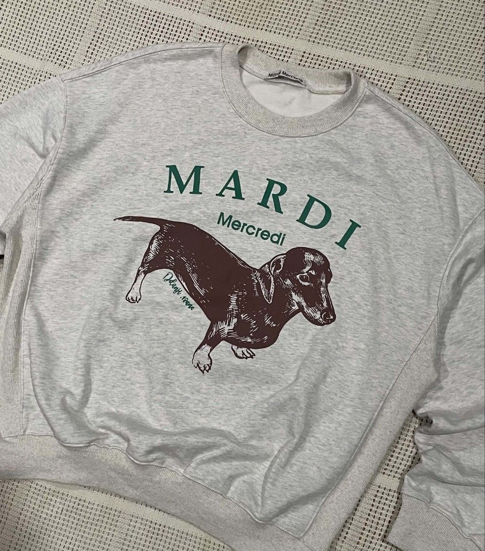 Mardi Mercredi Ddanji Heather Sweatshirt (Category: Luxury Apparel) located in Bacolod City. Submitted by abkicks_apparel (Listing ID 1468923182, Image 2). Description: Mardi Mercredi Ddanji Heather Sweatshirt W24 L25 Fits Medium to Large Women's Authentic Original As New Condition No Hidden Issues .