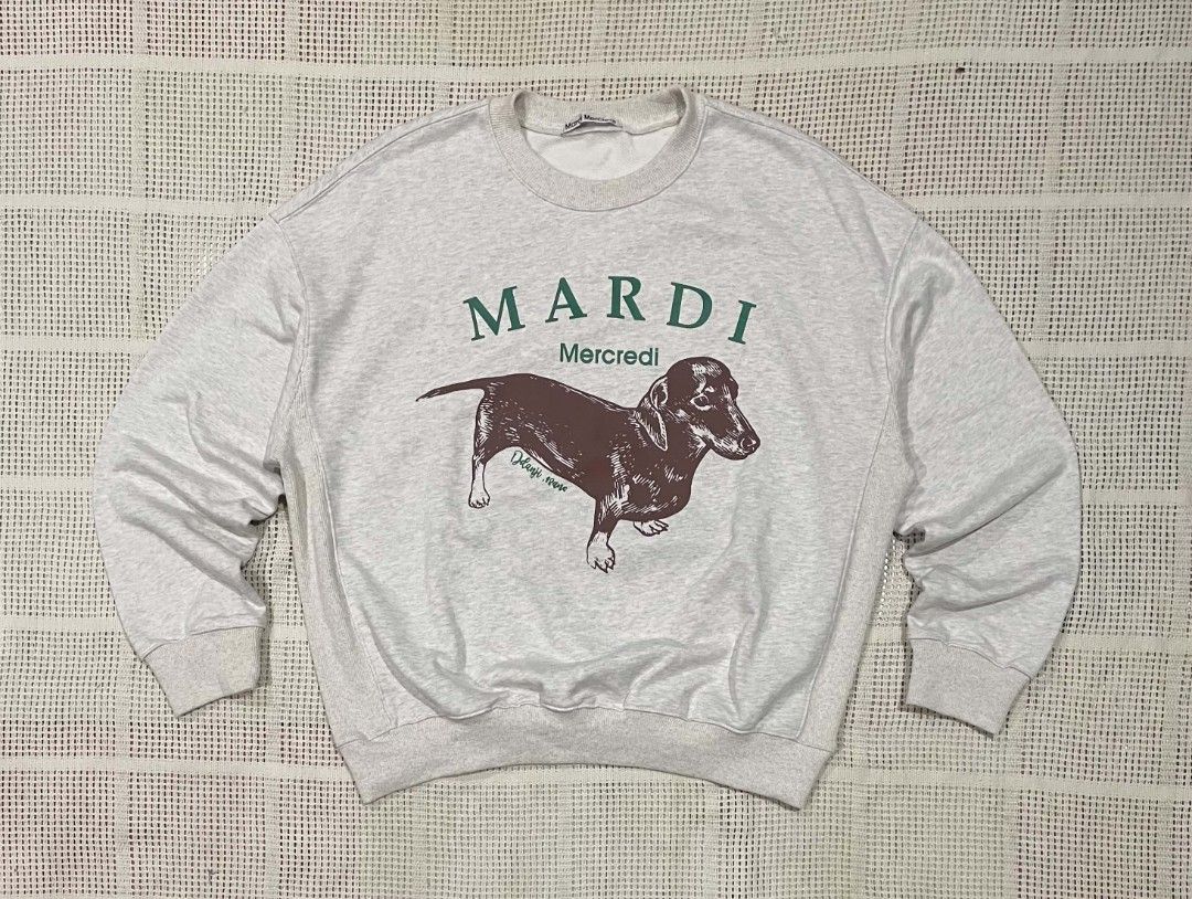 Mardi Mercredi Ddanji Heather Sweatshirt (Category: Luxury Apparel) located in Bacolod City. Submitted by abkicks_apparel (Listing ID 1468923182, Image 1). Description: Mardi Mercredi Ddanji Heather Sweatshirt W24 L25 Fits Medium to Large Women's Authentic Original As New Condition No Hidden Issues .