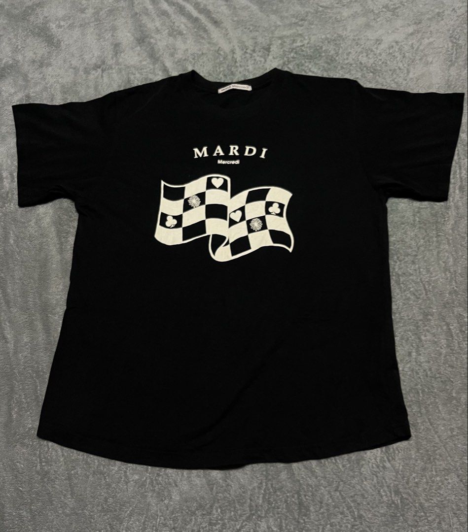 Mardi Mercredi Shirt (Category: Activewear) located in Manila. Submitted by james23t (Listing ID 1468876897, Image 1). Description: Mardi Mercredi featuring a checkered wavy flag design with playing card suits (hearts, clubs) and daisy accents on the chest. 20x27 Product Details • Brand: Mardi Mercredi • Design: Checkered Black Cream / Flag Logo Graphic • Style: Round-neck, short-sleeve T-shirt • Size: Free Size / One Size (typically fits women’s