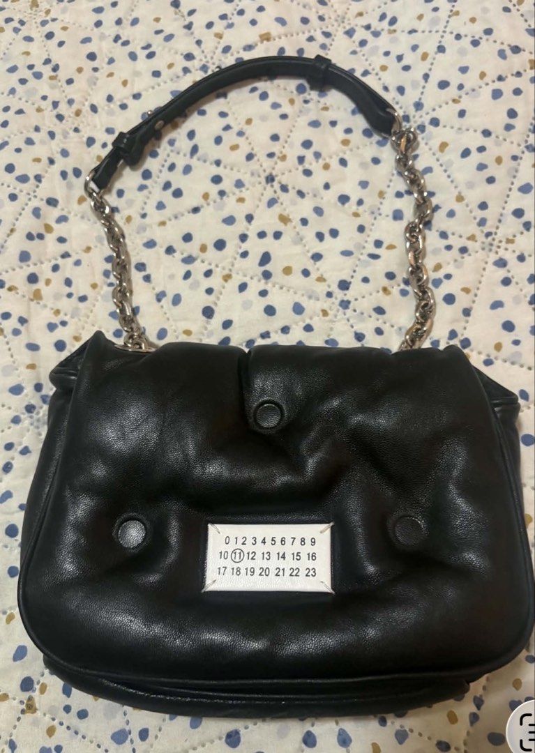 Margiela Bag (Category: Luxury Bags & Wallets) located in San Juan City. Submitted by valenzcloset (Listing ID 1468895867, Image 1). Description: .