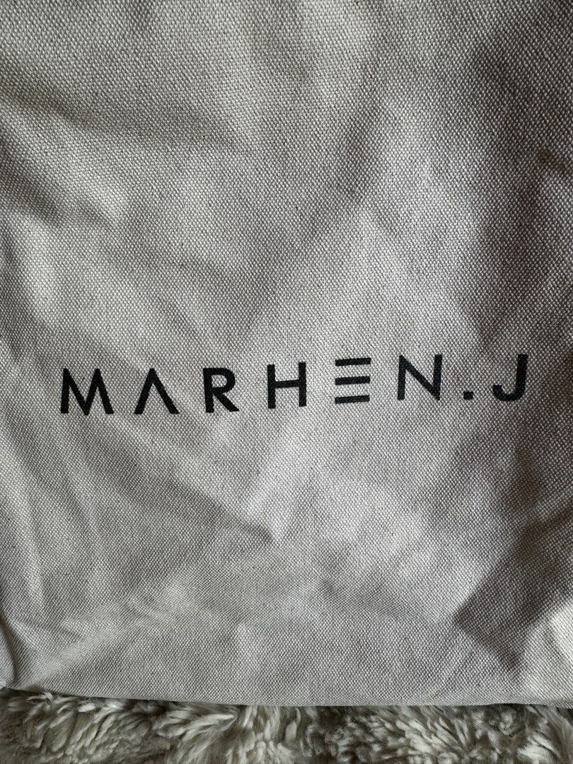 Marhen.J Canvas Tote Bag with Removable Strap (Category: Tote Bags) located in Digos. Submitted by venusacaro13427 (Listing ID 1468768747, Image 2). Description: Marhen. J.